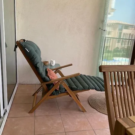 Beau T2 Vue Mer Dans Standing Avec Piscine Classe 3 Etoiles