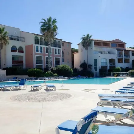 Beau T2 Vue Mer Dans Standing Avec Piscine Classe 3 Etoiles Six-Fours-les-Plages