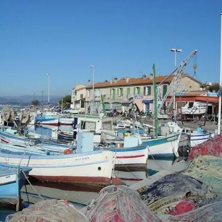 Beau T2 Vue Mer Dans Standing Avec Piscine Classe 3 Etoiles Six-Fours-les-Plages
